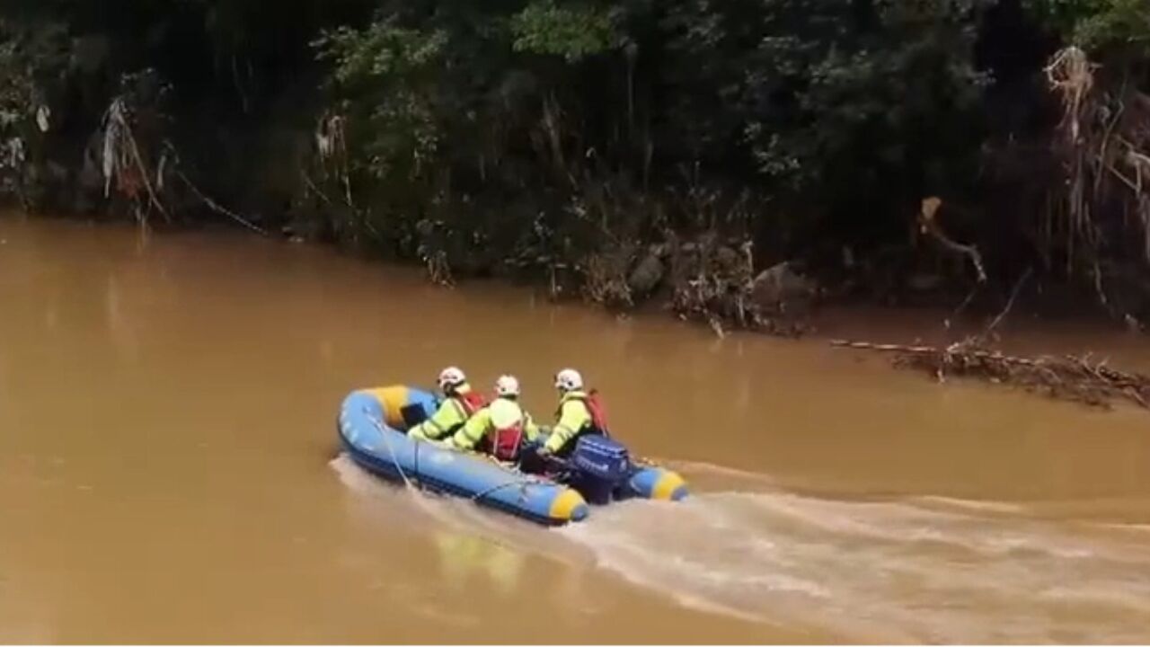 关注多地强降雨,福建龙岩:4名镇村干部防汛巡查中落水失联,搜救仍在进行