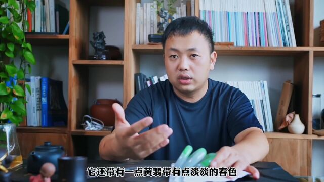 绿色翡翠手镯低于这个 你门槛都没摸到