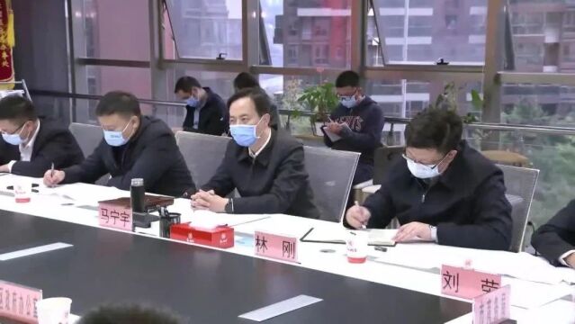 马宁宇赴云岩区宣讲党的二十大精神并调研城市“一圈两场三改”工作