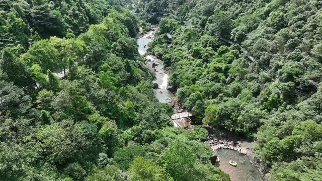 这个夏天,总要来江西抚州大觉山玩一次花式漂流吧.#大觉山漂流