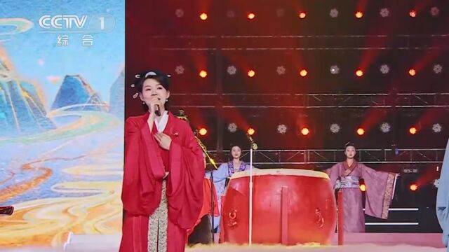 美女唱经典古风歌曲《凤求凰》婉转悠扬,听得如痴如醉