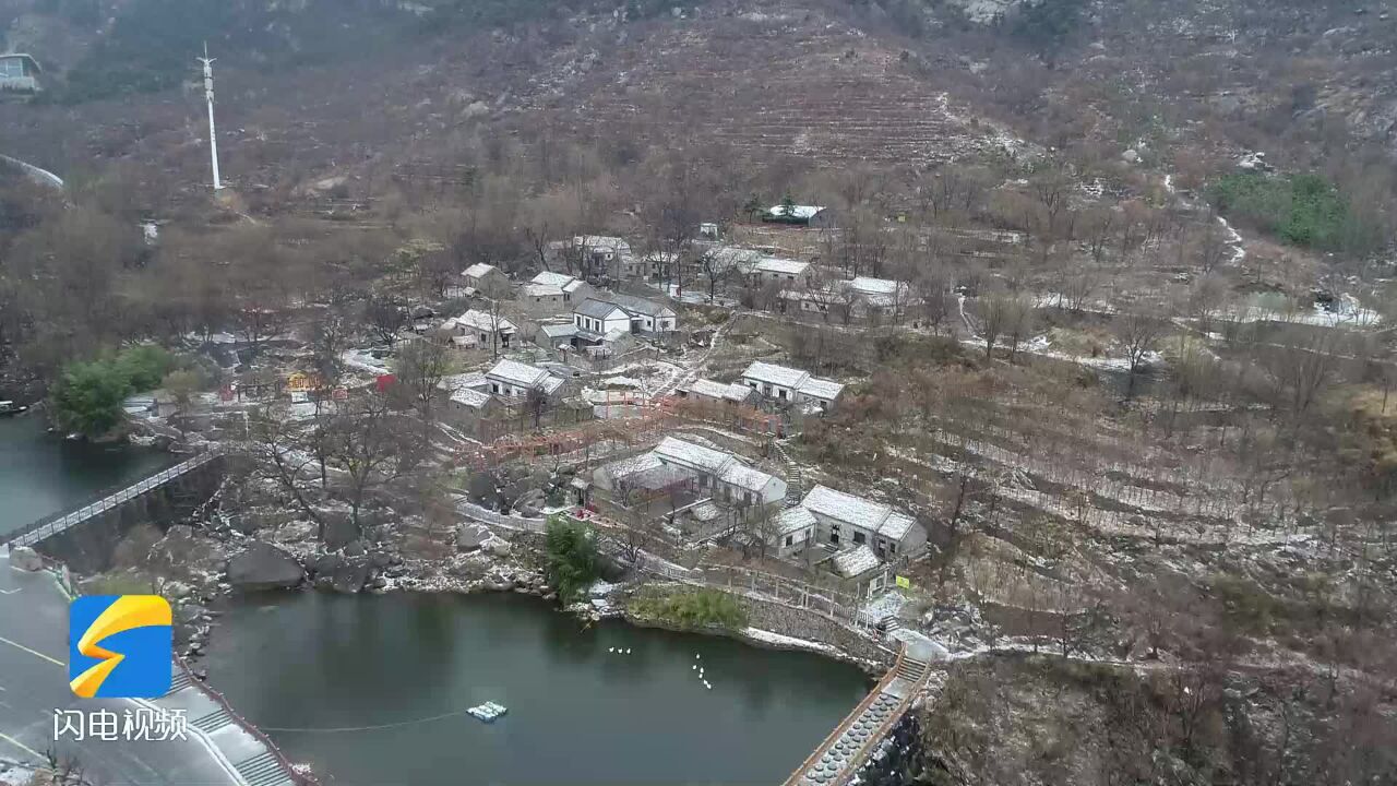 青松白雪相映成趣 天蒙山换上“冬装”化身雪中山景图