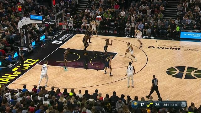 NBA常规赛：步行者vs爵士第1节英文原声回放