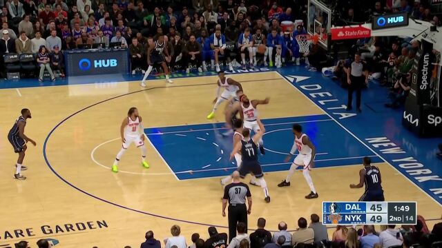 心有灵犀一点通 东契奇助飞克勒贝尔空接暴扣