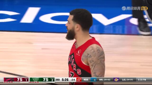 NBA常规赛：猛龙vs雄鹿第3节英文解说回放