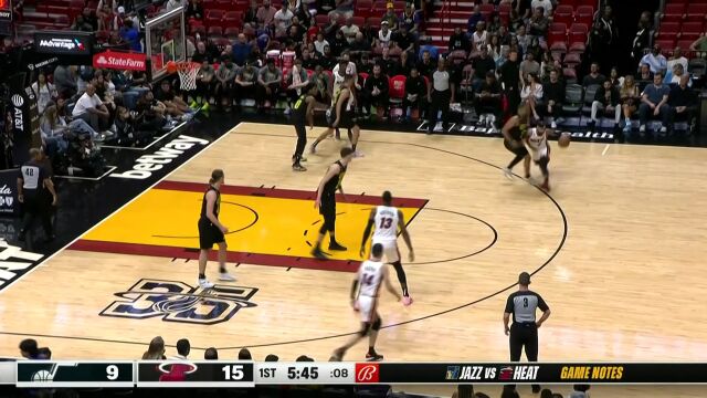 好的防守遇上更好的进攻！文森特持球单打三分颜射塔克