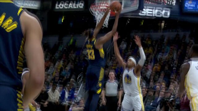 内姆布哈德直塞篮下 特纳一柱擎天轻松打进