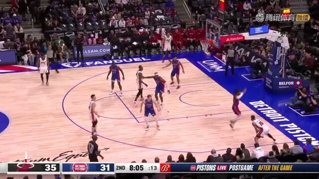 NBA常规赛：公牛vs76人第1节英文原声回放