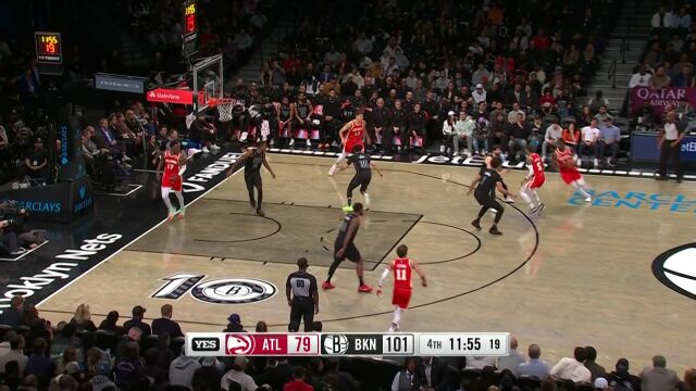 心疼篮筐一秒钟！格里芬一飞冲天单臂砸扣