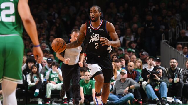 莱昂纳德vs凯尔特人集锦 全场26+8+3里突外投难救主