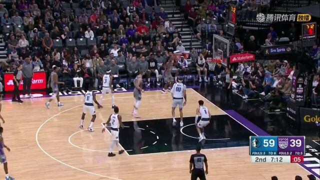 NBA常规赛：独行侠vs国王第2节英文原声回放