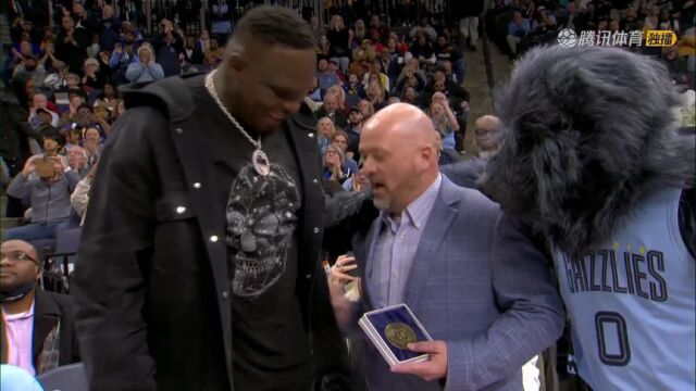 勇士vs灰熊第2节英文原声回放