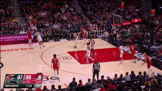 骑士vs开拓者精华回放 利拉德空砍50分主场憾负骑士