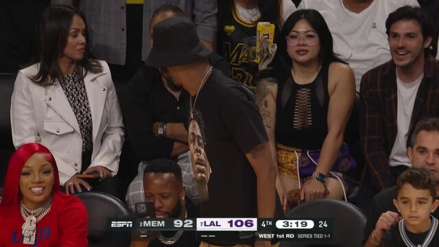 灰熊vs湖人英文原声全场回放