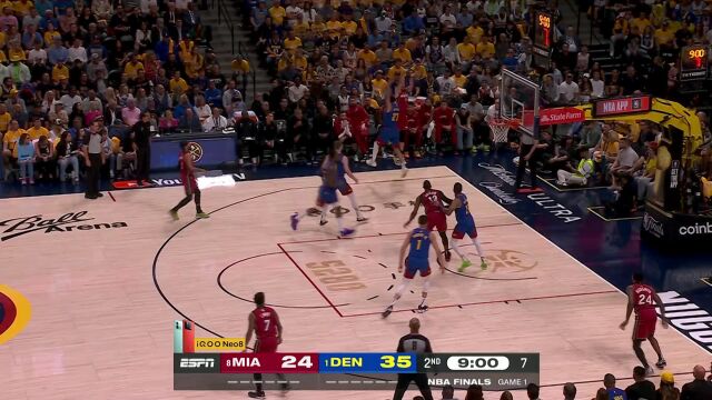 大提士气的关键三分！ 邓罗底角三分毫不犹豫直接命中