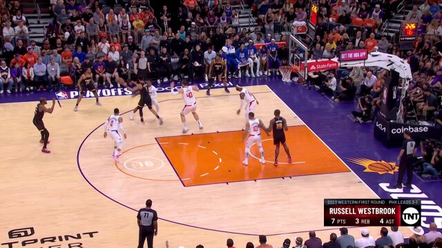 你方唱罢我登场！杜兰特蝴蝶穿花欧洲步上篮丝滑流畅