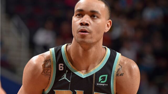 麦克格温斯vs骑士集锦 砍下22+4+4里突外投高效输出