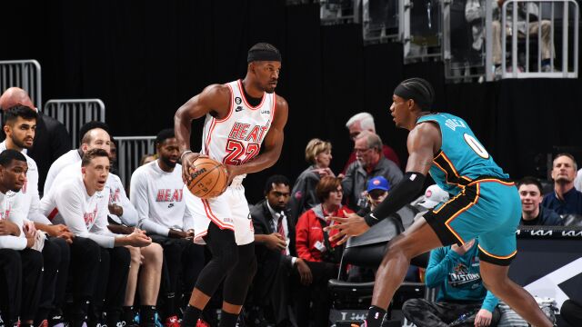 巴特勒vs活塞集锦 全场27+8+8最后时刻连得15分