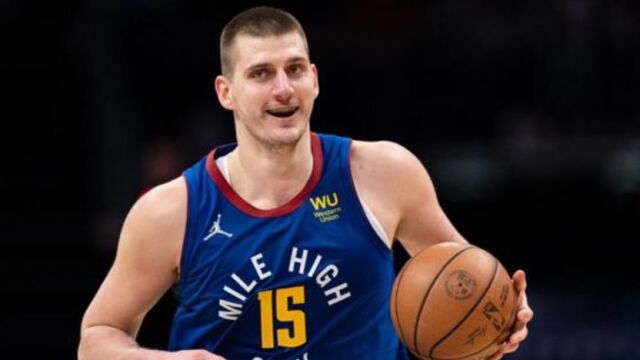 第10个篮板到手 约基奇23分10篮板14助攻取得个人总决赛首次三双