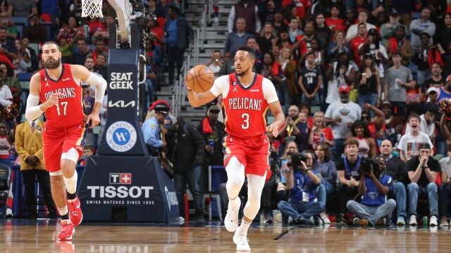 C.J.麦科勒姆vs尼克斯集锦 23+5+4带队取胜