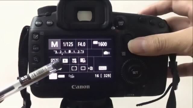 手动M档时如何查看曝光量是否准确?看曝光量指示标尺