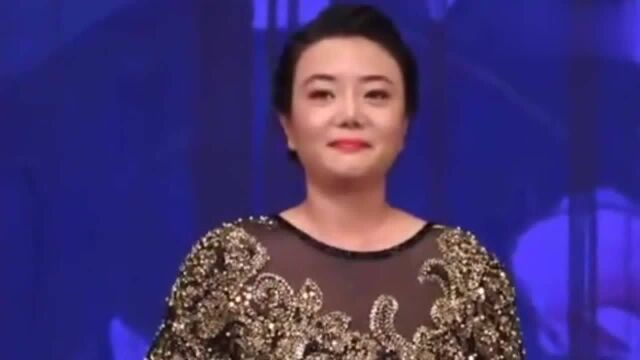 老旦谭晓令演唱京剧《打龙袍》,艺术家的唱腔真不是一般人能比的