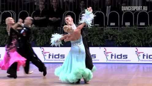 这才是真正的冠军狐步舞,舞姿优雅,快快收藏!