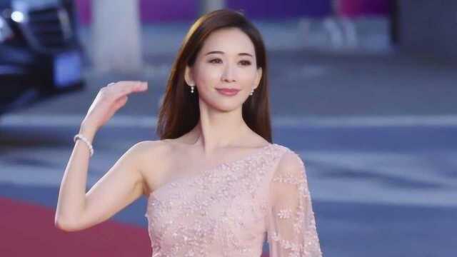 林志玲婚后代言忙不停 不急备孕忙着捞金?