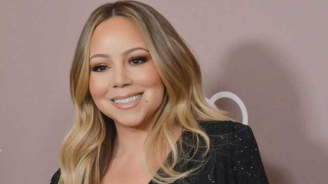 倾听Mariah Carey的音乐现场,体会她当时真实的情感