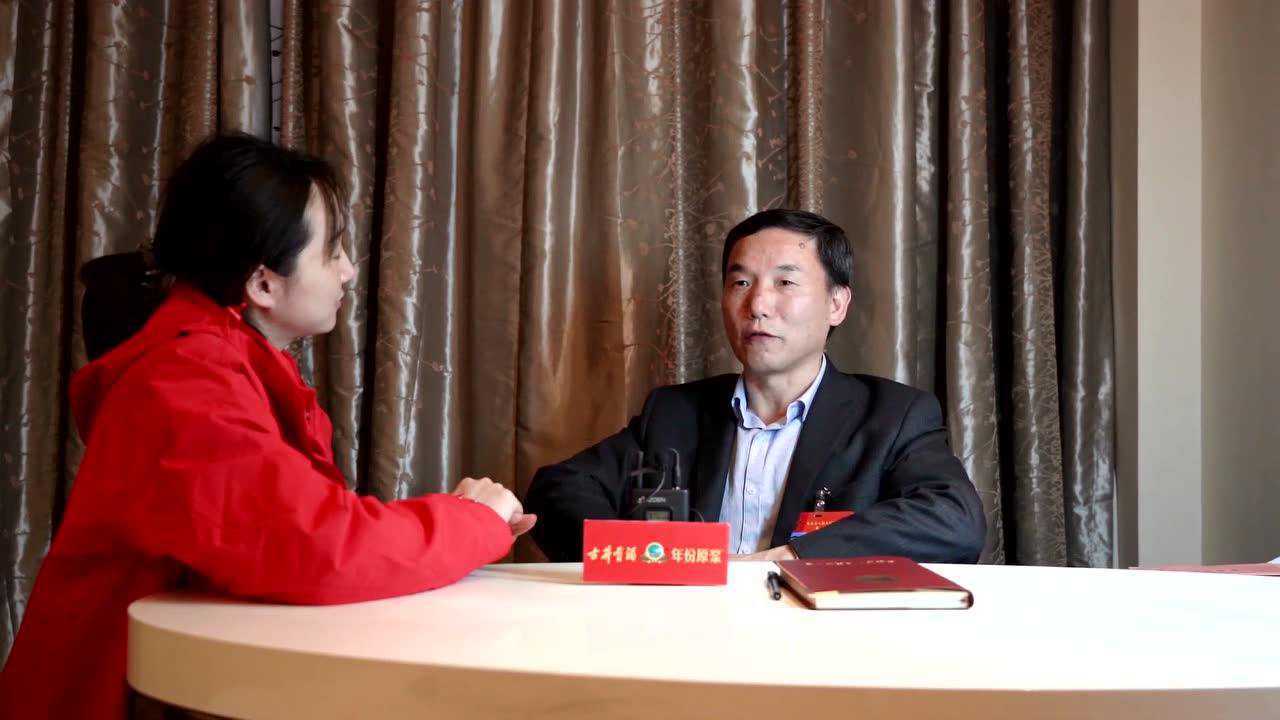 人大代表李世福