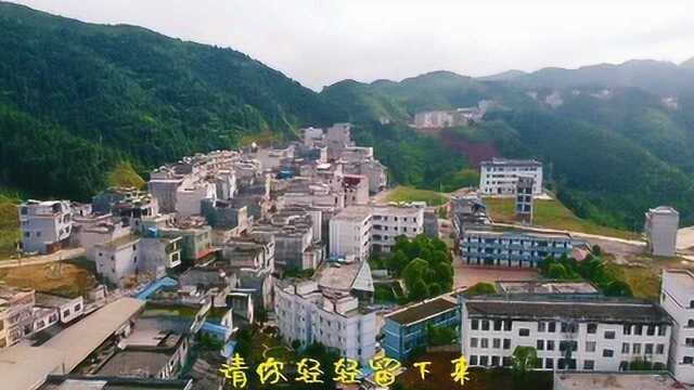 广西隆林县那绍村,青山绿水,环境不错