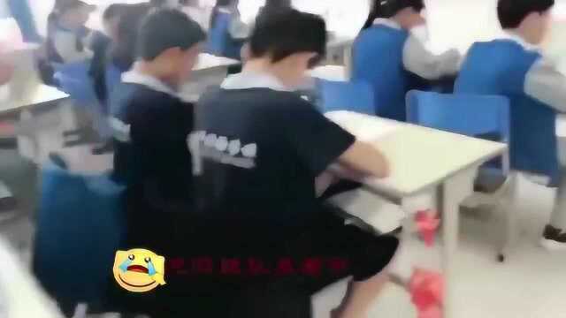 领带弄丢了,自己画了一个,河南同学你也太有才了吧