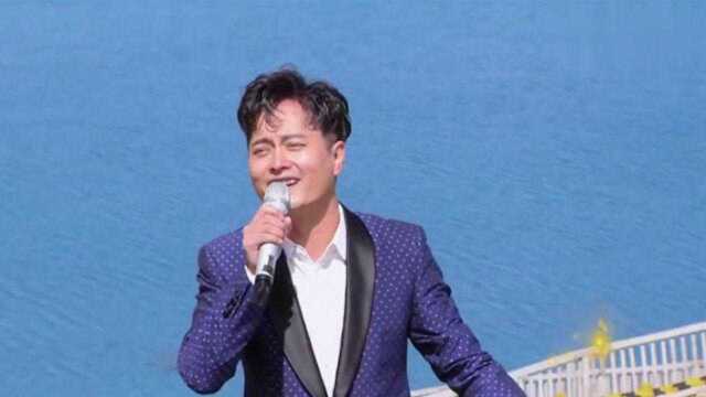 《涛声依旧》演唱:云飞