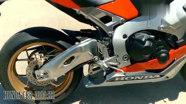 本田CBR1000,RR,犀利的双头灯造型不怒自威