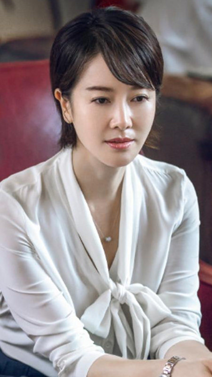 左小青16岁被姜文看中是陈道明唯一的绯闻女友嫁大20岁富豪生有一女
