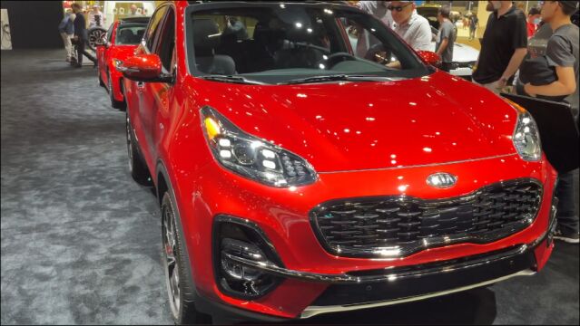 2022年起亚Sportage SX全轮驱动 车外和车内