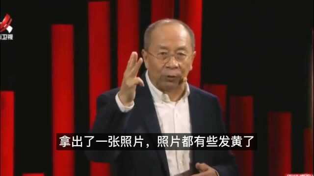 金一南教授为何写《苦难辉煌》用了15年?金夫人:他是趴着写的