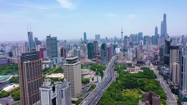 实拍对比上海和南京,华东的两个大城市,城市风光太漂亮了