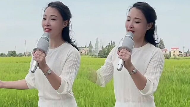 退伍女兵陈维演唱歌曲《五星红旗》