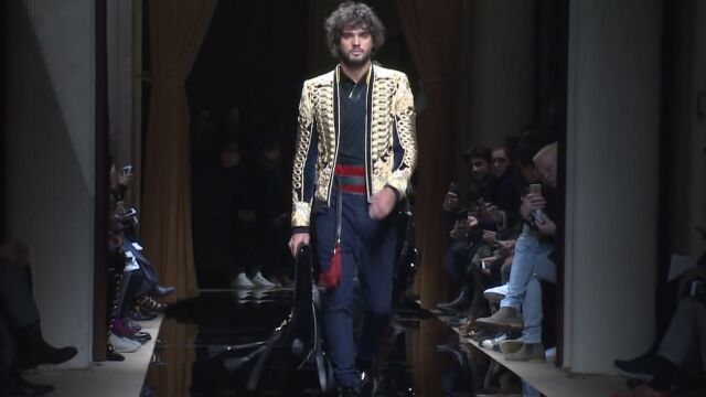 法国轻奢时装品牌Balmain(巴尔曼)2016FW男装秀场