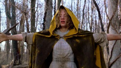 这是诡异的村子，只要村子出现红色，就会引来神秘怪物