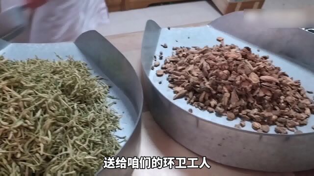 河南男子3年捐赠3万余包抗疫中药,中药材用了约万斤