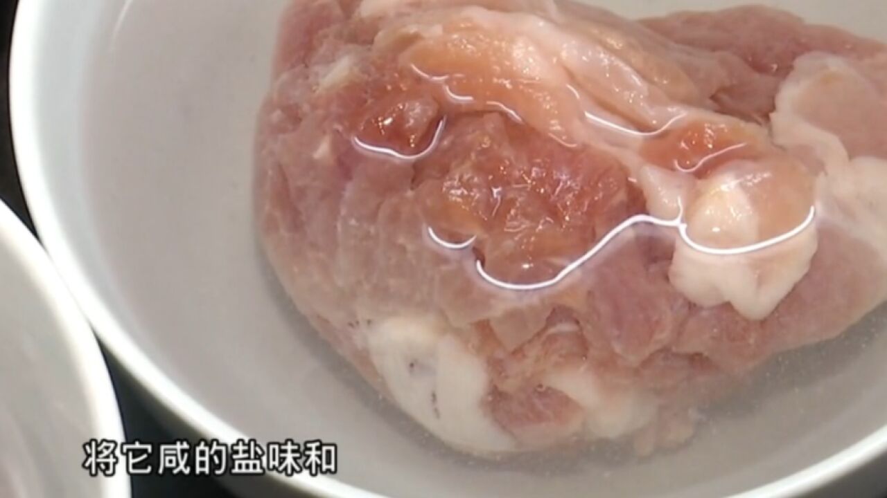 解冻食材用冷水还是热水?肉类制品贮藏化冻有妙招!