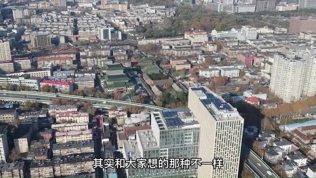 同为省会大城济南与武汉,到底哪个城市更强?实拍对比很明显!