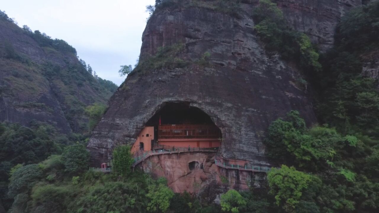 漫游通道侗族古镇,徒步万佛山和神仙岭,体验拦门酒与合拢宴