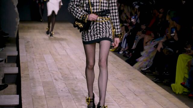 意大利品牌Moschino(茉思奇诺)2023年FW时装秀