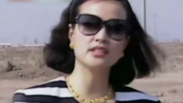 1995年,下海经商的刘晓庆没放弃演艺事业,出演电视剧《武则天》