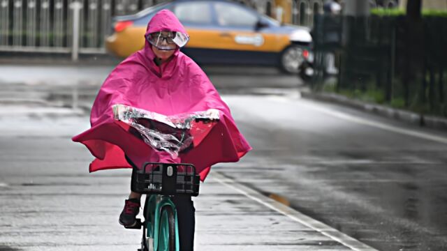 北京市发布暴雨蓝色预警!门头沟单点有可达50毫米以上短时强降水