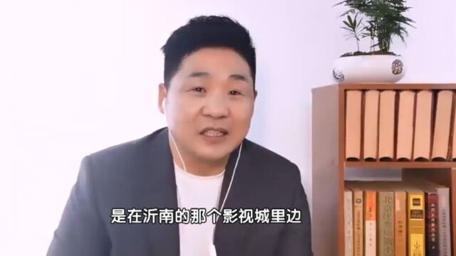 虽然在影片中很难分辨来喜的身影,但这些照片,都是来喜的青春