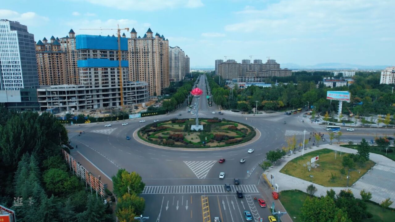 山东滕州市龙泉北路美丽街景